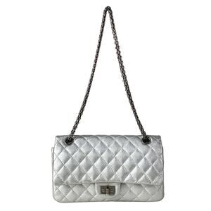 Chanel 2.55/Double Flap Matelasse Shoulder Bag A37586